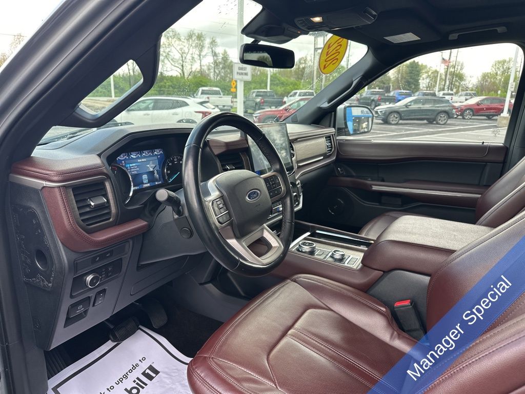 2022 Ford Expedition Max Limited photo
