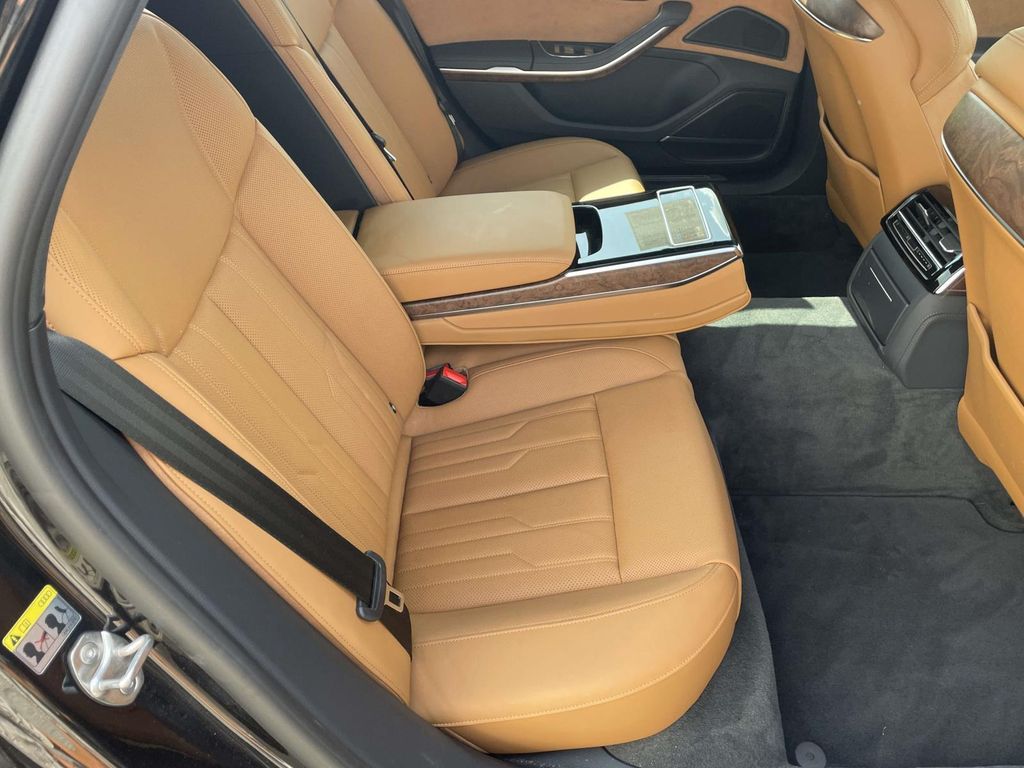 Used 2024  Audi L 55 image 18