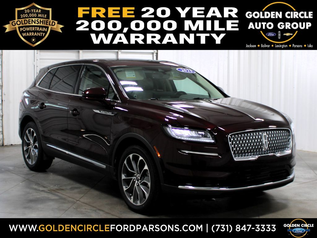 Red (Burgundy Velvet Metallic Tinted Clearcoat) 2023 Lincoln Nautilus SUV / Crossover Front-Wheel Drive 8-Speed Automatic