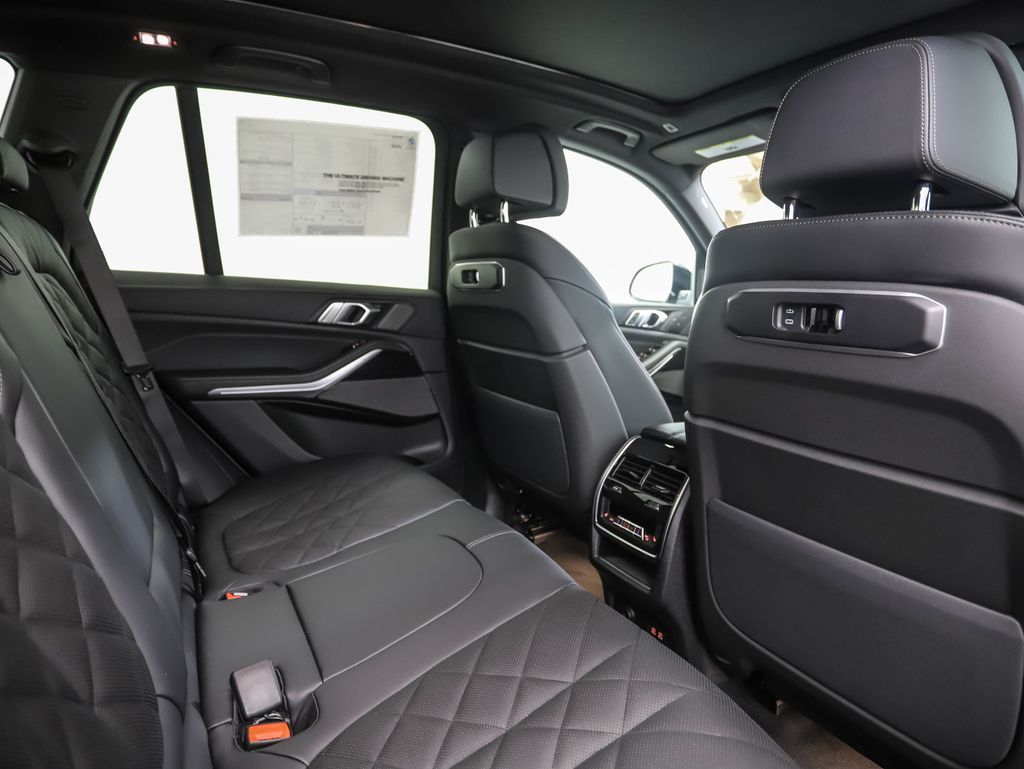 Thumbnail: 2026 BMW X5 - 26