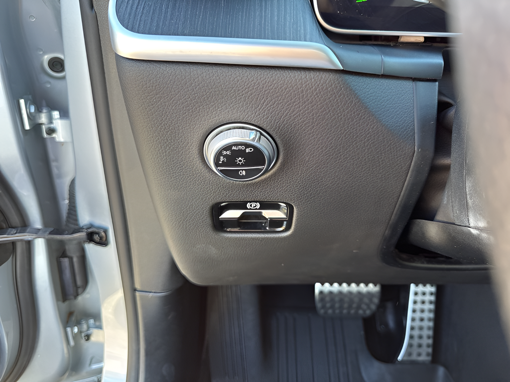 Used Car 2024 Mercedes-benz Glc  Glc 300 For Sale Under $40,000 In Austin, Texas