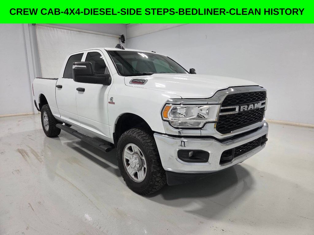 Bright White Clearcoat 2024 RAM 2500 Pickup Truck Four-Wheel Drive 6-Speed Automatic