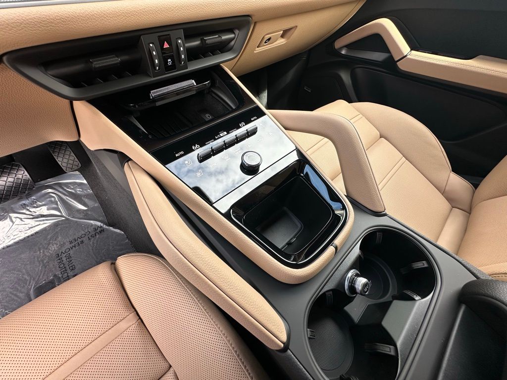 Thumbnail: 2026 Porsche  - 27