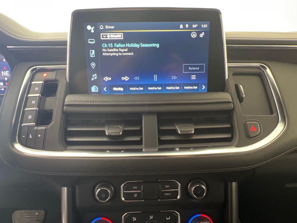 Used 2023 White Chevrolet LT image 28