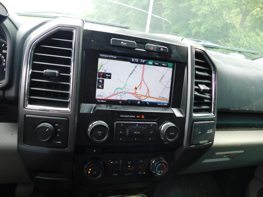 Thumbnail: 2015 Ford F-150 - 9