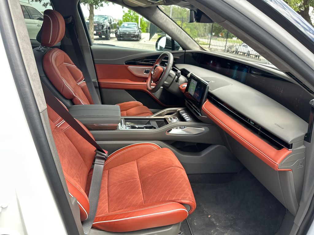 Used Car 2025 Lincoln Nautilus  Black Label For Sale Under $70,000 In Austin, Texas