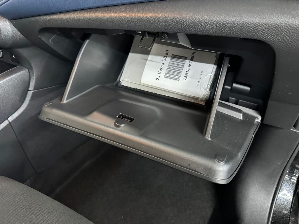 2025 Nissan Versa 1.6 SV