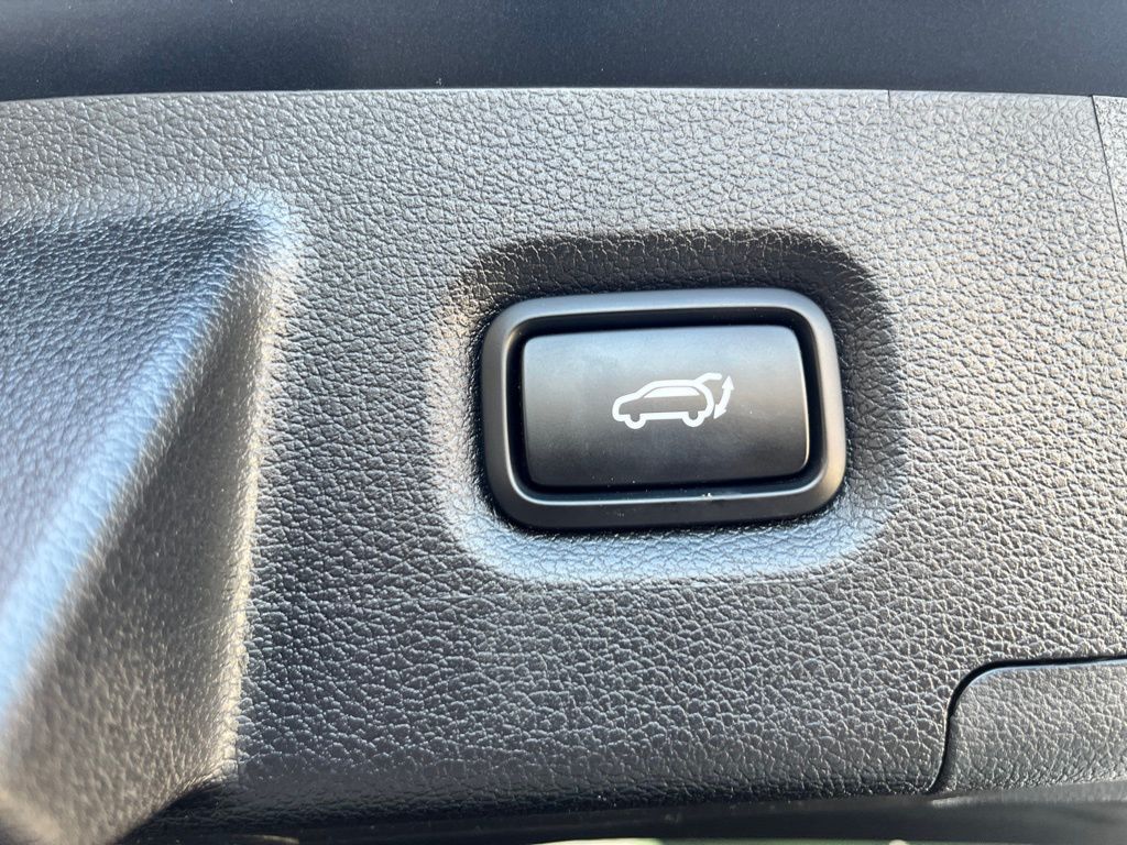 2022 Hyundai Santa Fe XRT 12