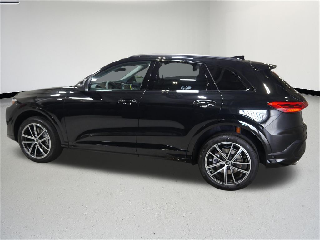 Thumbnail: 2026 Audi Q5 - 2