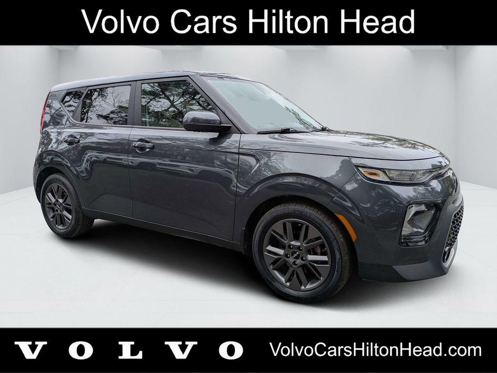 Gravity Gray 2022 Kia Soul EX FWD SUV / Crossover Front-Wheel Drive Continuously Variable Transmission