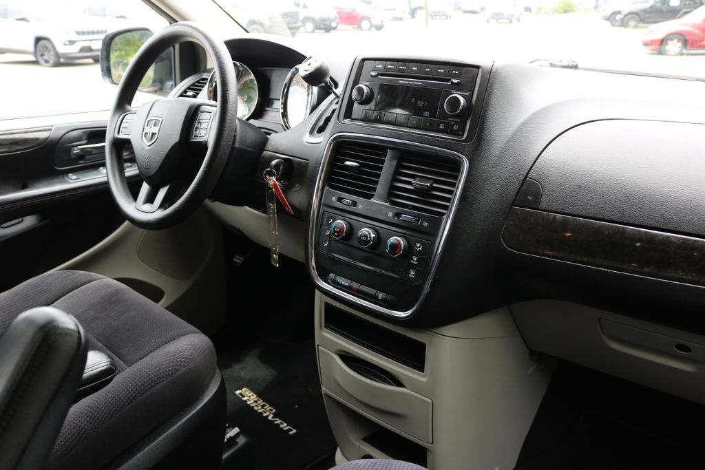 Used Car 2013 Dodge Grand Caravan  Se For Sale Under $10,000 In Austin, Texas