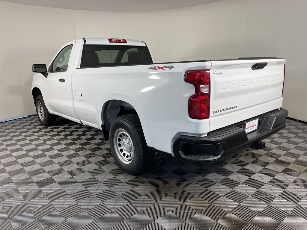 Thumbnail: 2026 Chevrolet Silverado 1500 - 3