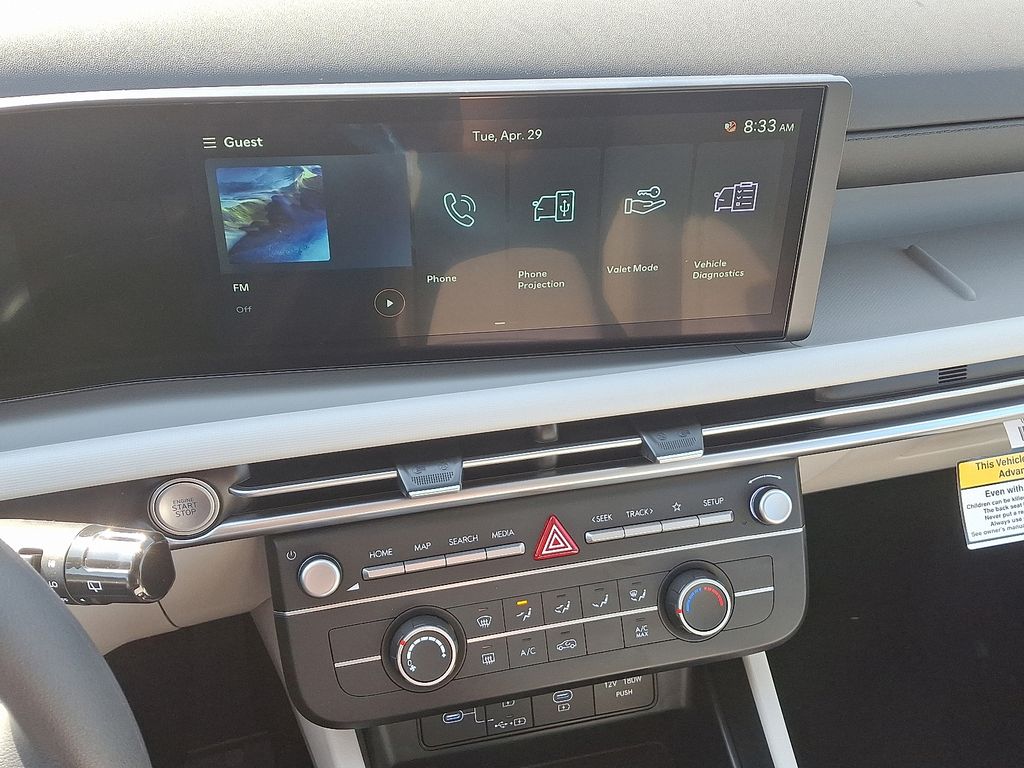 2025 Hyundai Tucson SE 8