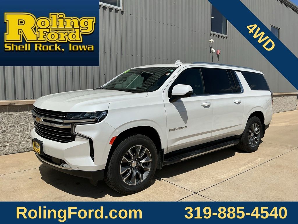 White (Iridescent Pearl Tricoat) 2024 Chevrolet Suburban LT 4WD SUV / Crossover Four-Wheel Drive