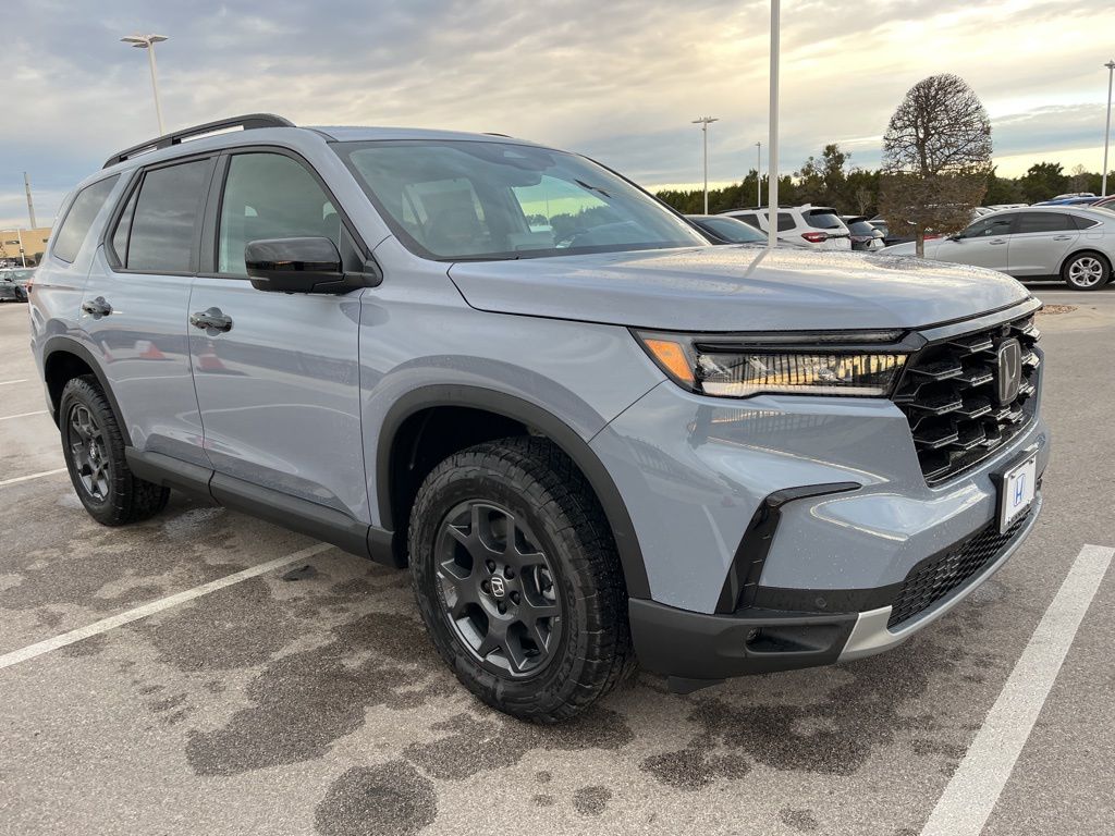 Thumbnail: 2025 Honda Pilot - 2