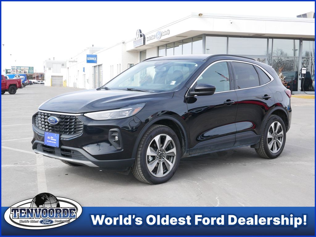 2025 Ford Escape Platinum AWD