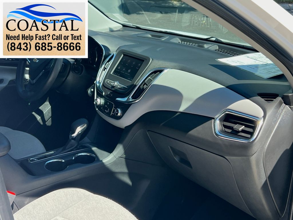 2023 Chevrolet Equinox LS White at Matthews Motors of Wilmington