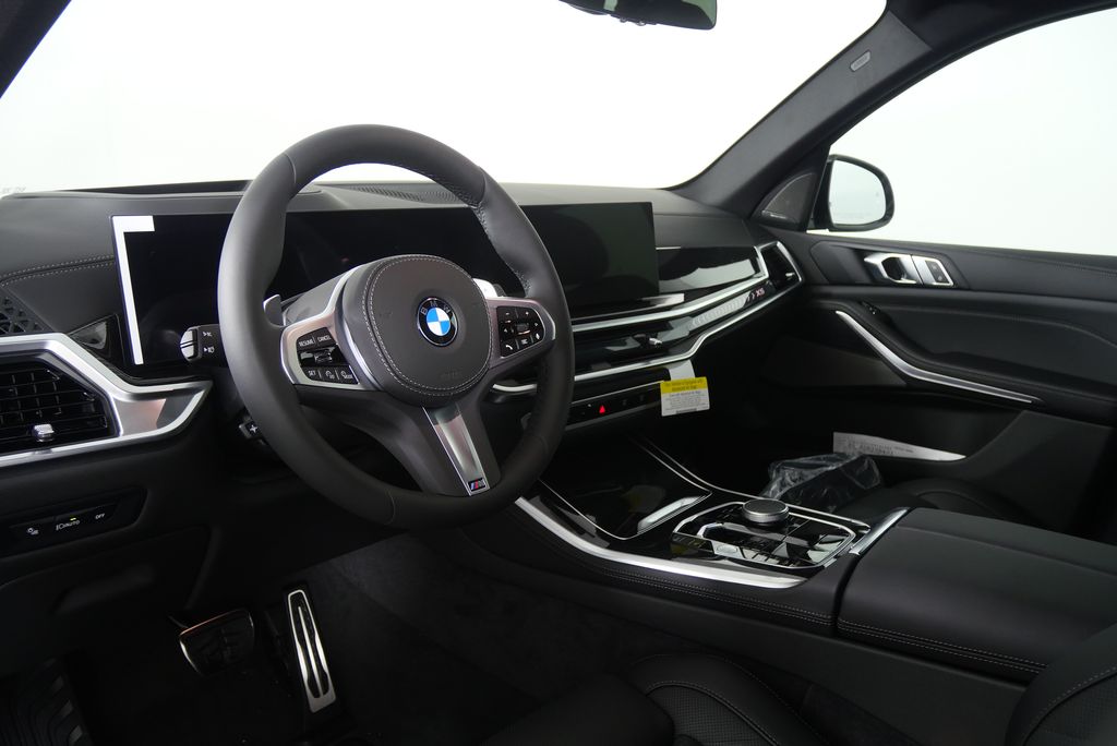 Thumbnail: 2026 BMW X5 - 12