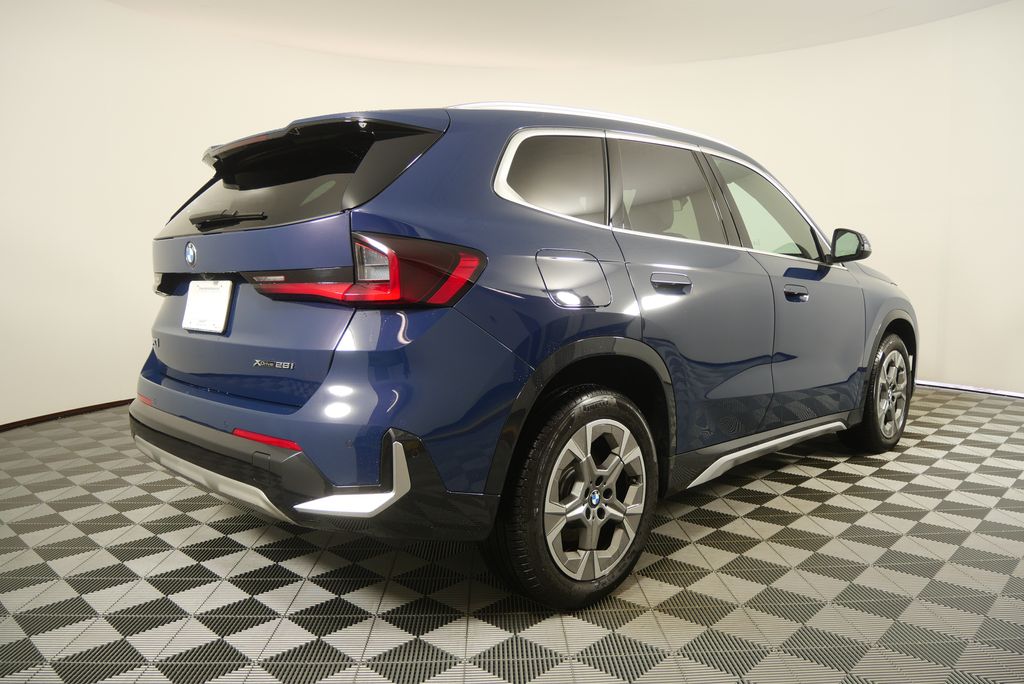 Thumbnail: 2026 BMW X1 - 3