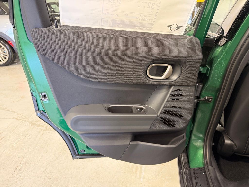 Thumbnail: 2026 MINI Cooper - 18