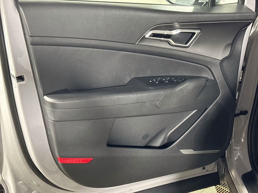 2027 Kia Sportage Hybrid S