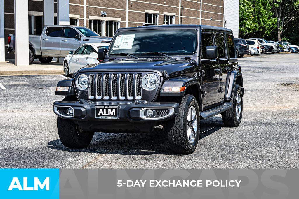 2021 Jeep Wrangler Unlimited Sahara photo 2