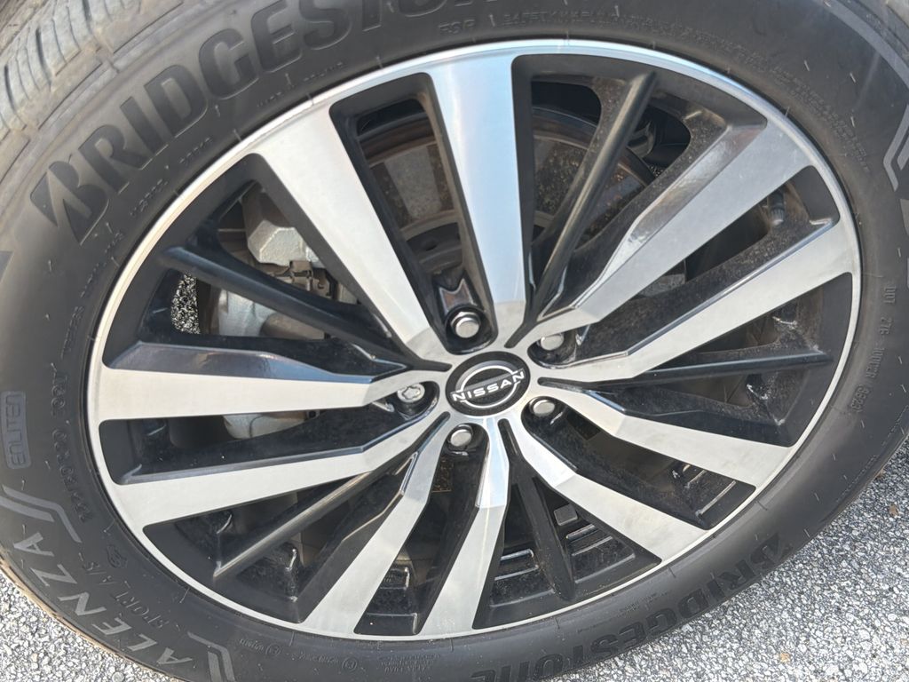 used 2024 Nissan Pathfinder car, priced at $32,994