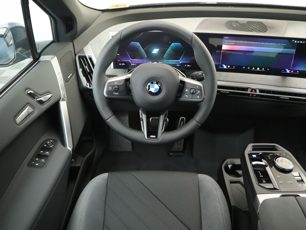 Thumbnail: 2026 BMW iX - 10