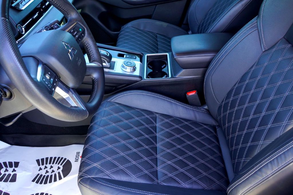 Used Car 2023 Mitsubishi Outlander  Ot45-m For Sale Under $30,000 In Taylor, Texas