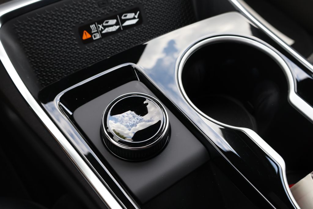 Thumbnail: 2026 Chevrolet Equinox - 32