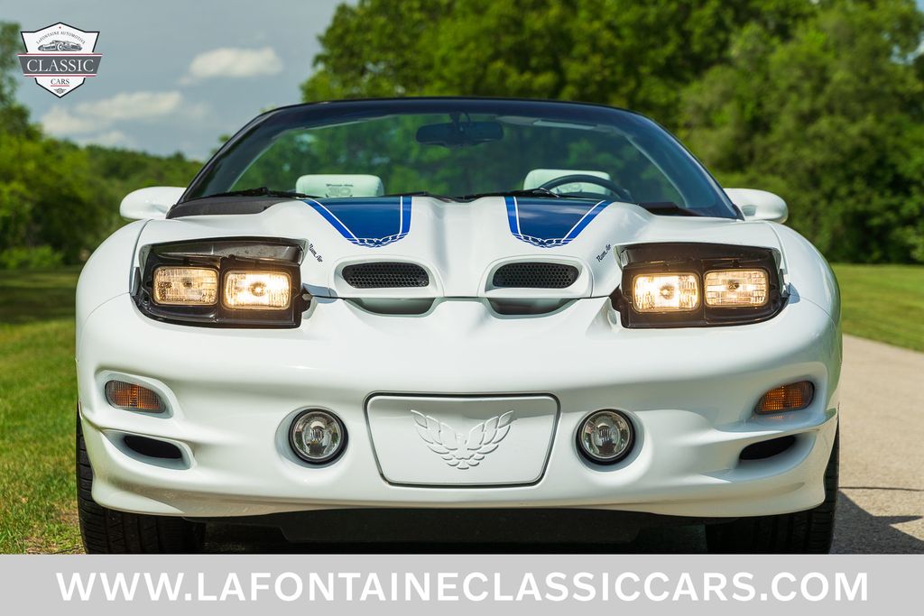 1999 Pontiac Firebird 31