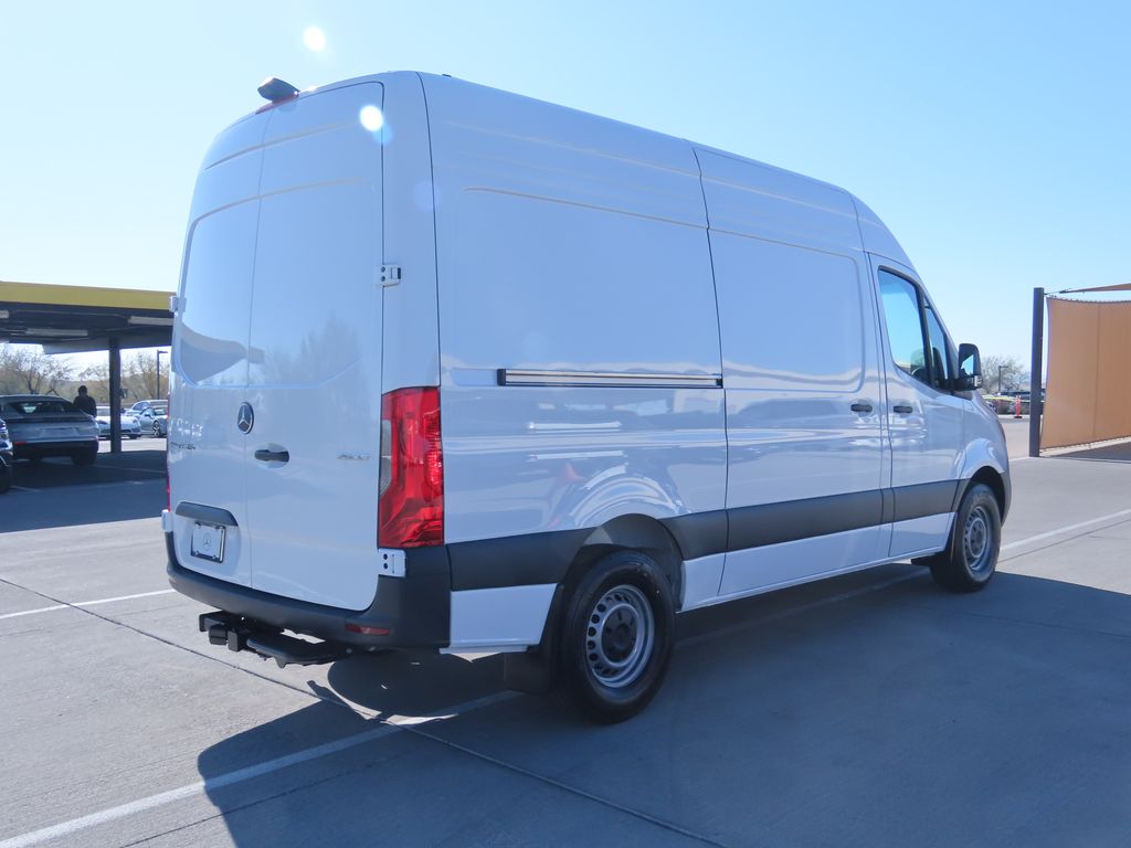 2025 Mercedes-Benz Sprinter 2500 5