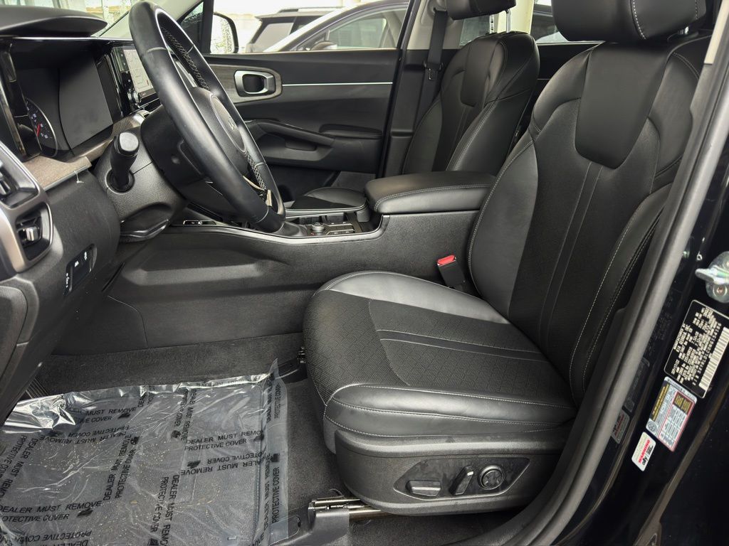 2022 Kia Sorento S Black at Community Kia