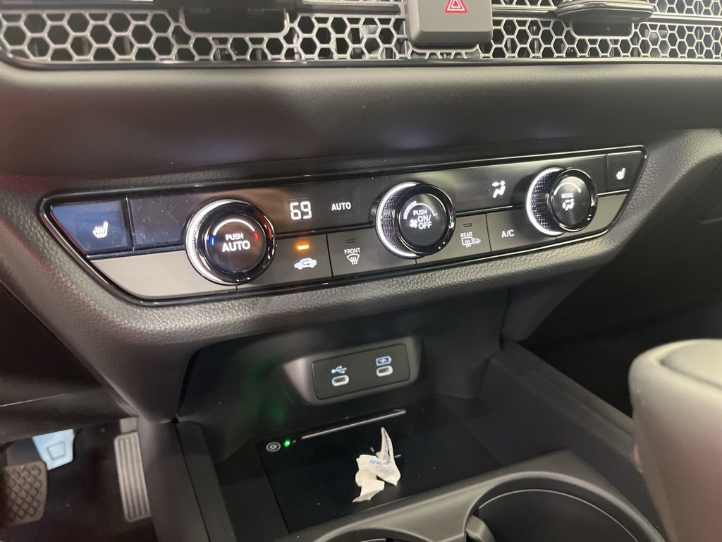 Thumbnail: 2026 Honda HR-V - 27