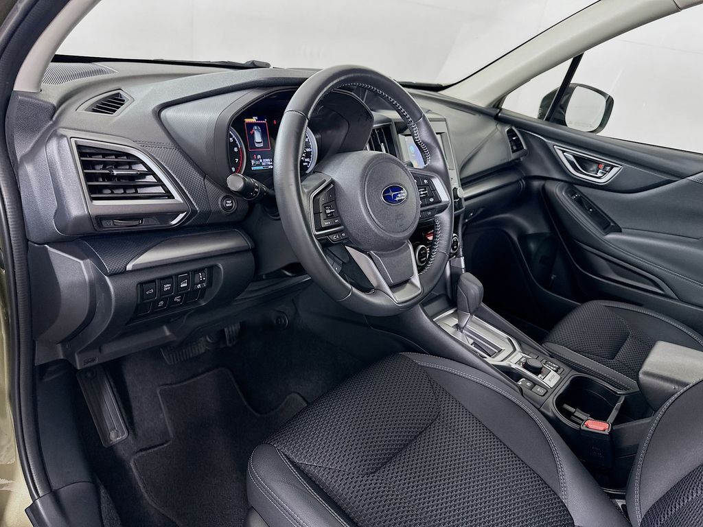 Thumbnail: 2022 Subaru Forester - 9