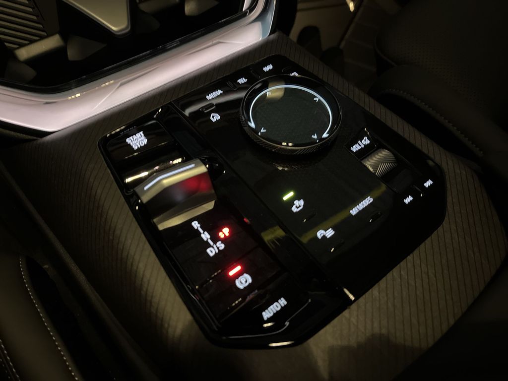 Thumbnail: 2026 BMW X3 - 20