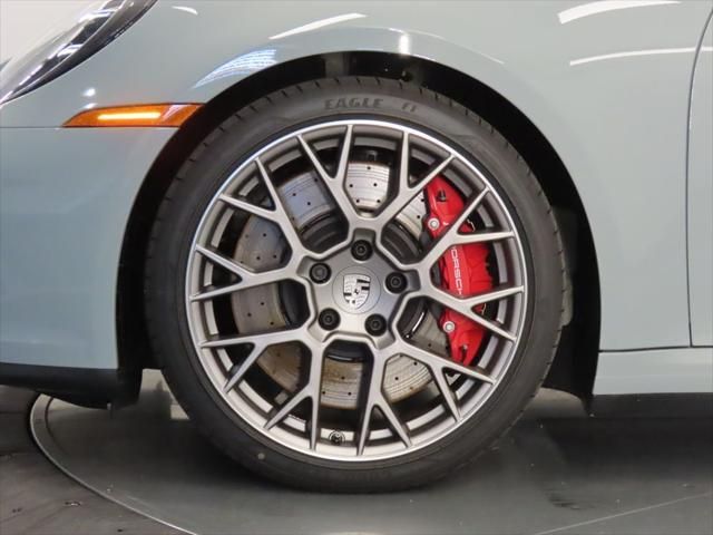 Thumbnail: 2026 Porsche 911 - 19