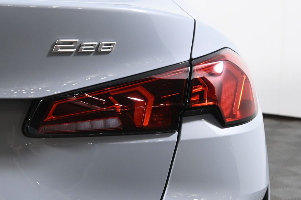 Thumbnail: 2026 BMW 2 Series - 13
