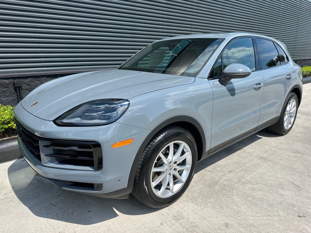 Thumbnail: 2026 Porsche Cayenne - 7