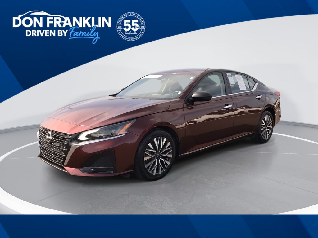 Garnet Pearl Metallic 2024 Nissan Altima 2.5 SV FWD Sedan Front-Wheel Drive Continuously Variable Transmission