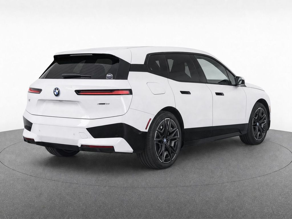 Thumbnail: 2024 BMW iX - 31