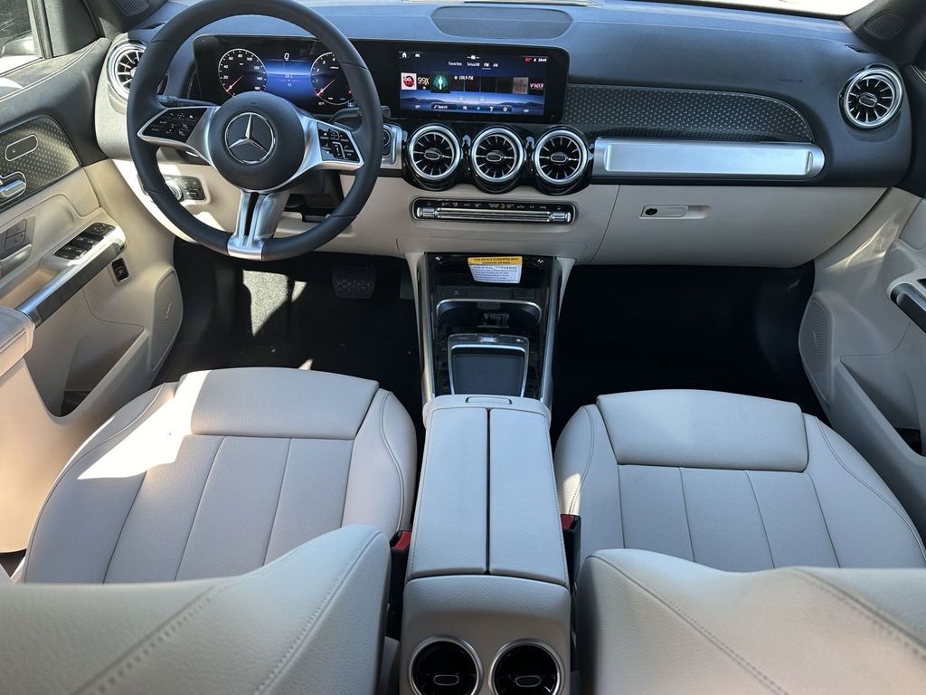 2024 Mercedes-Benz GLB GLB 250 27