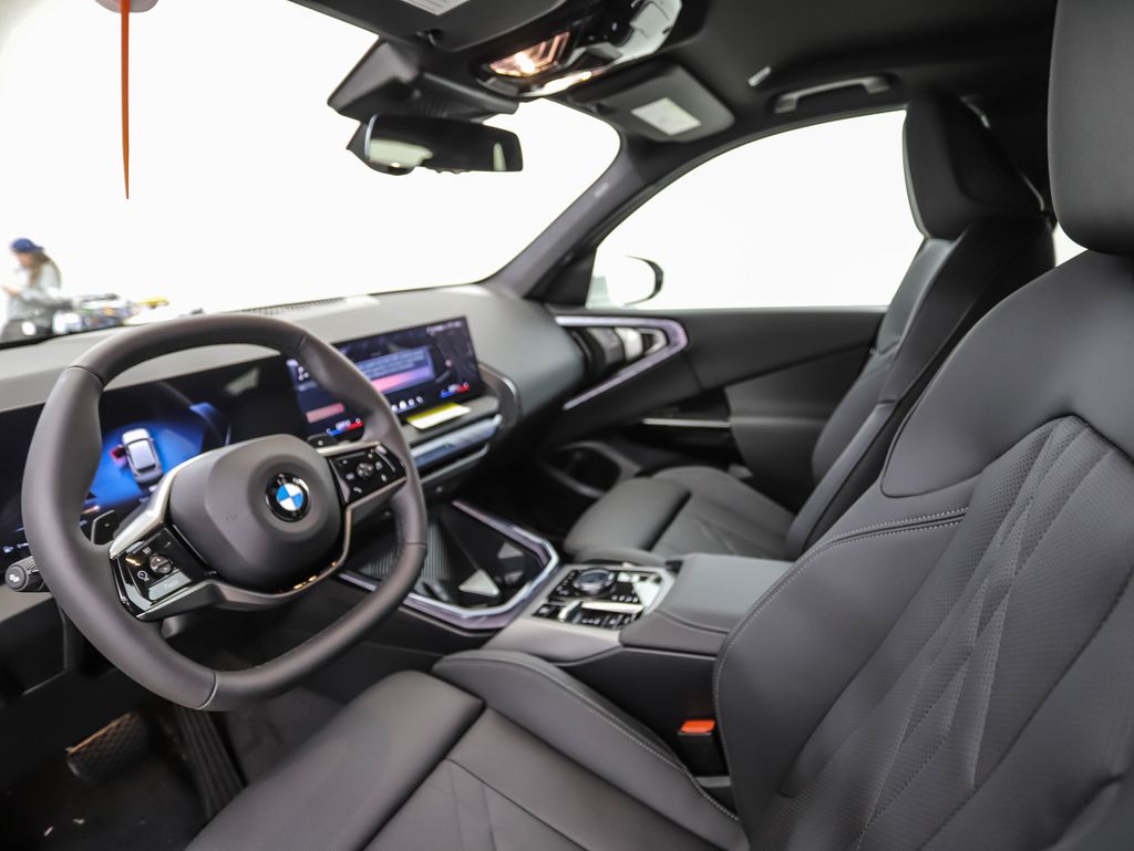 Thumbnail: 2026 BMW X3 - 11