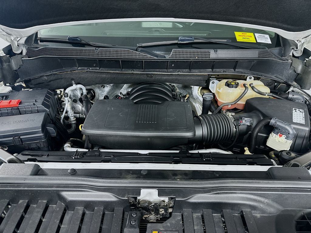 Used 2020 White Chevrolet LT image 31