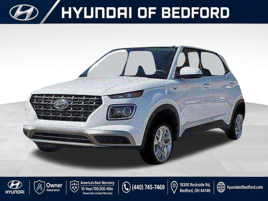 Lunar White 2026 Hyundai Venue SUV / Crossover Front-Wheel Drive Continuously Variable Transmission