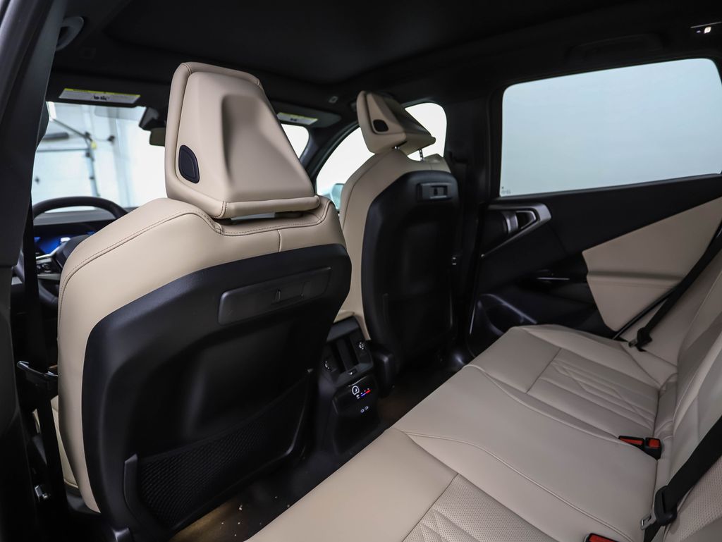 Thumbnail: 2026 BMW X3 - 20