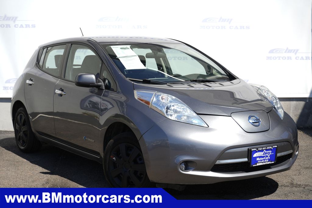 Gray (Gun Metallic) 2017 Nissan LEAF S Hatchback Front-Wheel Drive Automatic