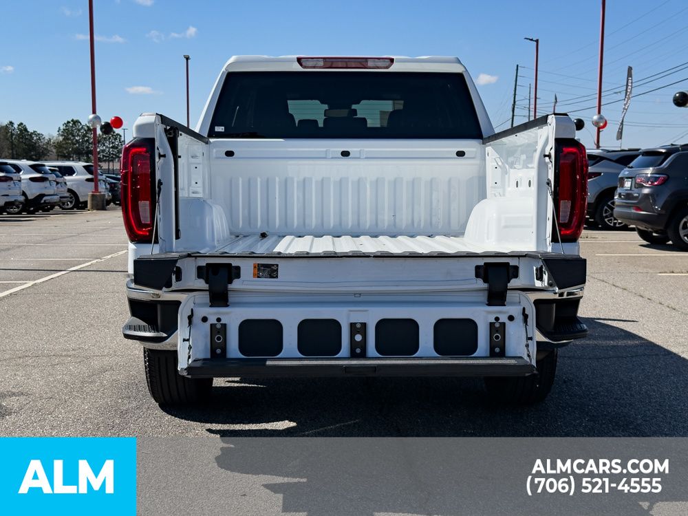 Used 2025 Summit White GMC SLT image 9