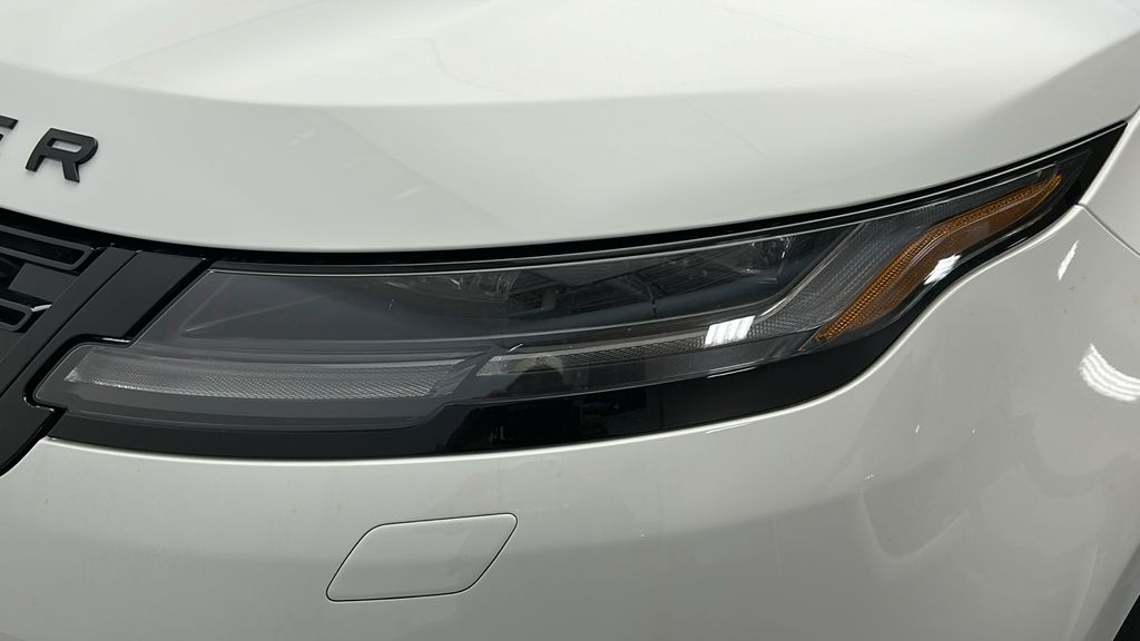 2024 Land Rover Range Rover Evoque S 9