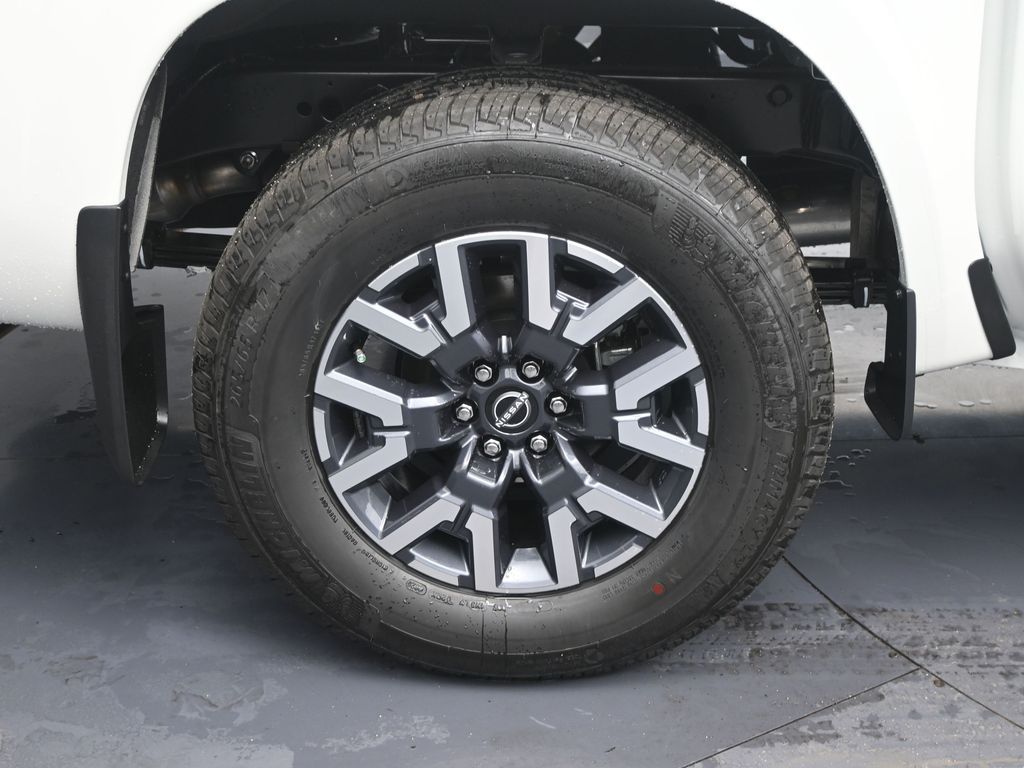 2026 Nissan Frontier SV - Photo 9